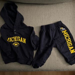 Michigan Football Sweatsuit
